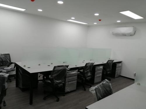 Bodegas y Oficinas MIC CC. Duran - Guayaquil (10 fotos)